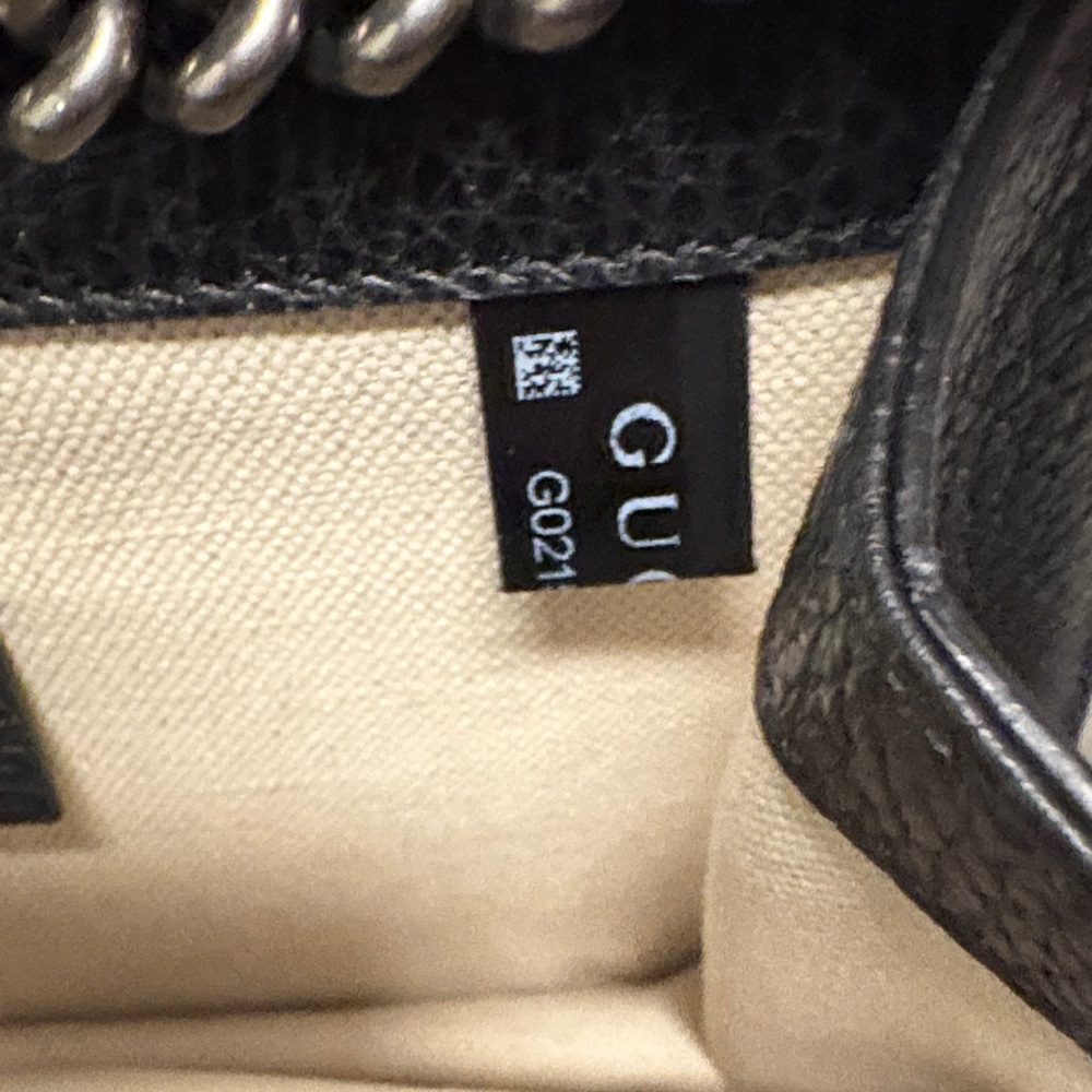Like New Gucci Leather Chain Shoulder Bag - Picture 8 of 11